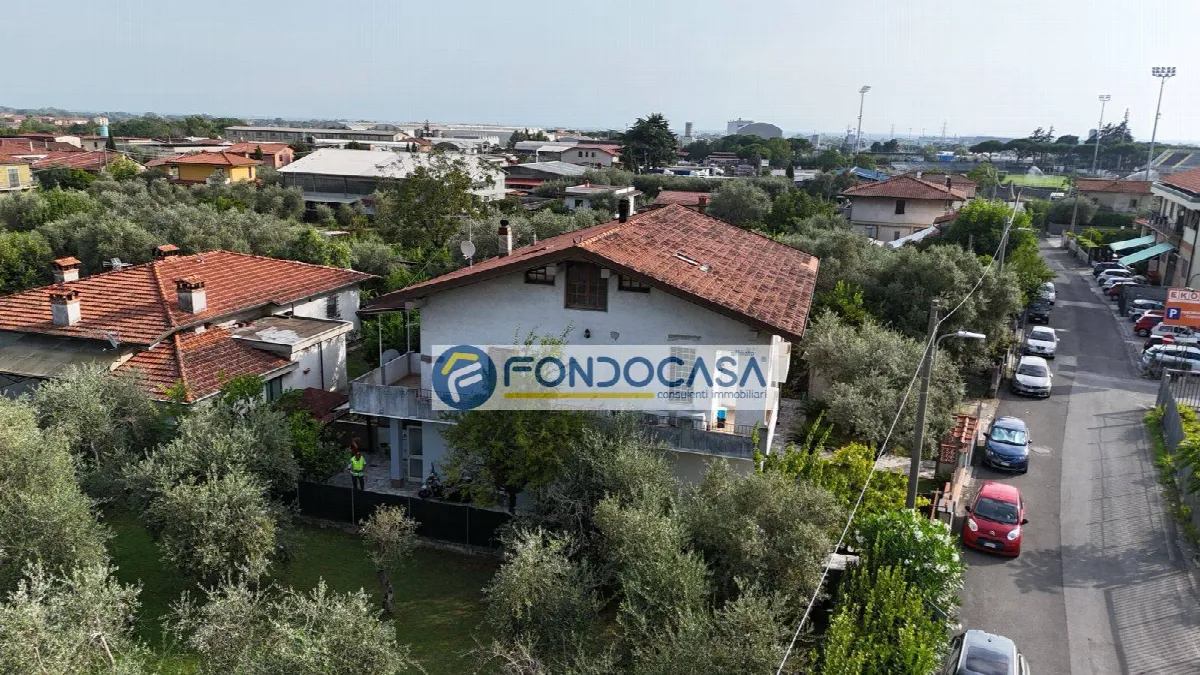 Casa Indipendente in vendita a Massa, Zona Industriale, Castagnola - foto 5