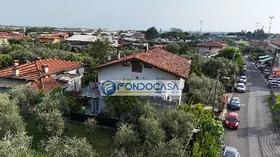 Casa Indipendente in vendita a Massa, Zona... - foto 5