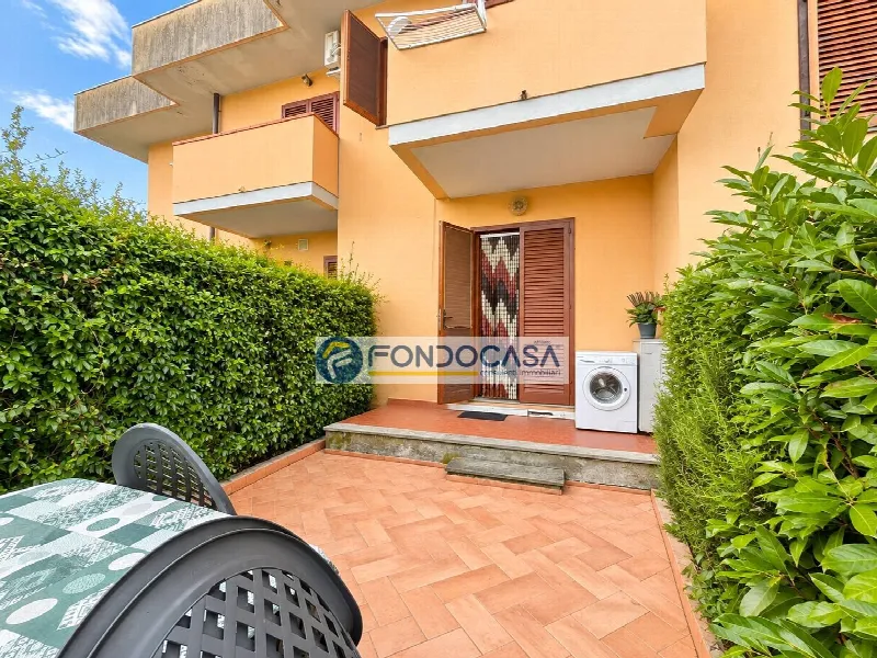 Villa in vendita a Massa, Marina Di Massa - foto 1