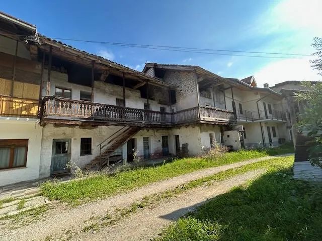 Casa Indipendente in vendita a Seren del Grappa - foto 1