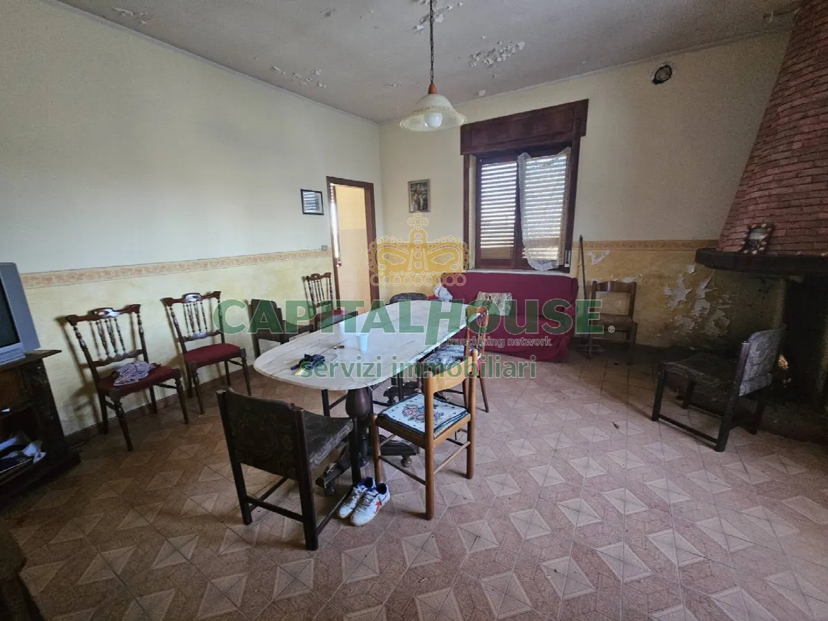 Rustico/Casale in vendita a Pignataro Maggiore - foto 2