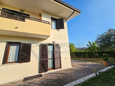 Villa in vendita a Camigliano - foto 3