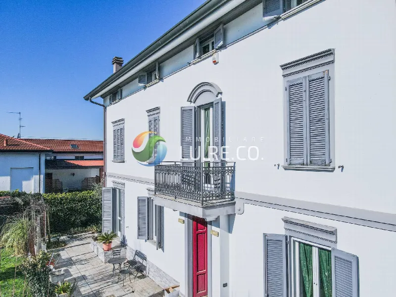 Villa in vendita a Inverigo - foto 1