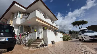 Villa in vendita a Formia - foto 5