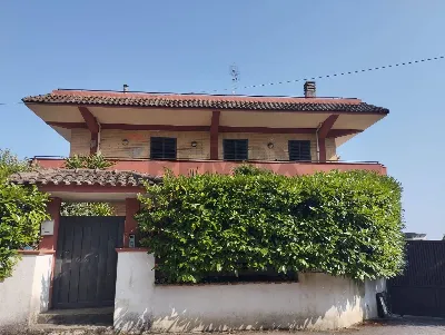 Casa Indipendente a Spigno Saturnia