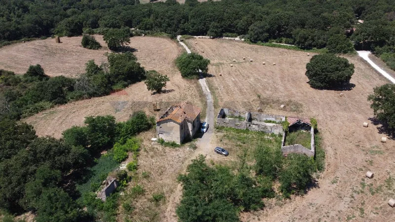 Rustico/Casale in vendita a Formello - foto 1