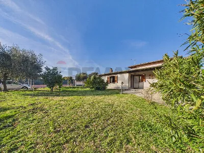Villa in vendita a Formello - foto 4
