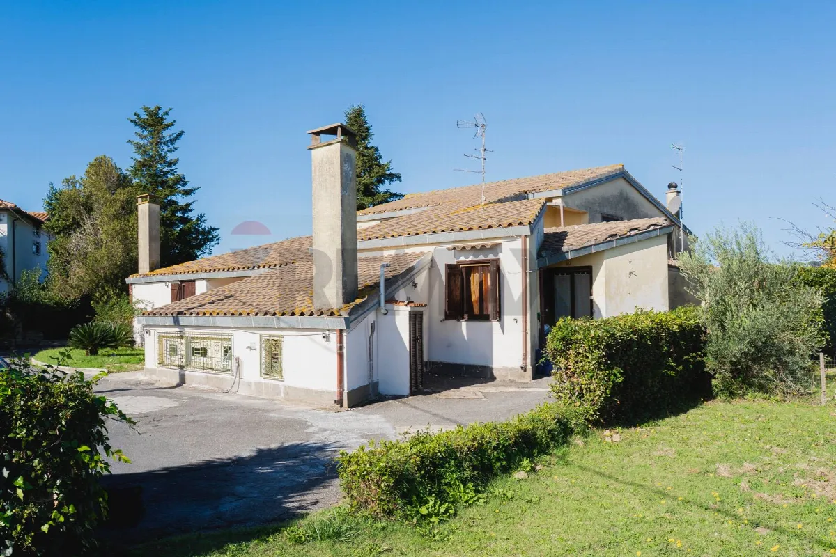 Casa Indipendente in vendita a Formello - foto 2