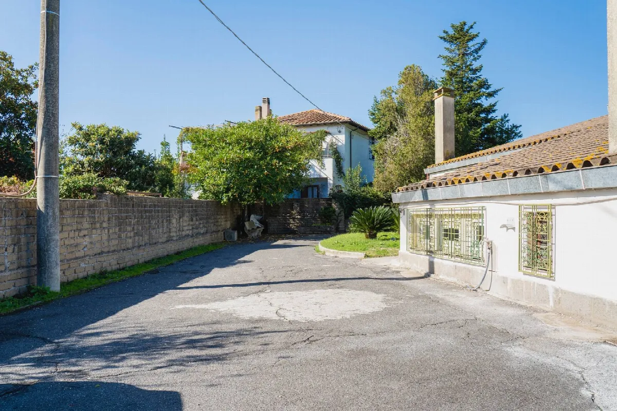 Casa Indipendente in vendita a Formello - foto 4