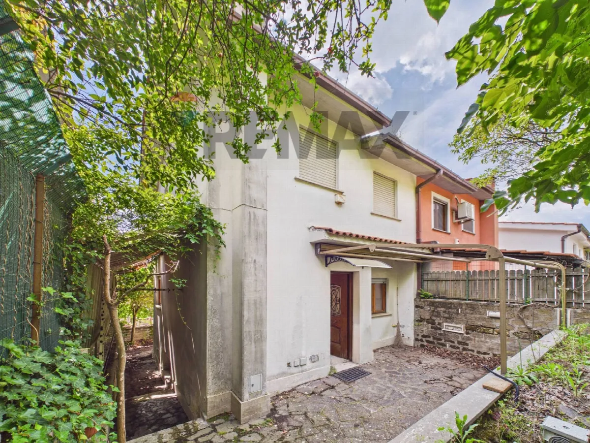 Casa Indipendente in vendita a Campagnano di Roma - foto 2