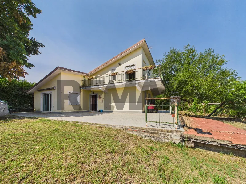 Villa in vendita a Campagnano di Roma - foto 1