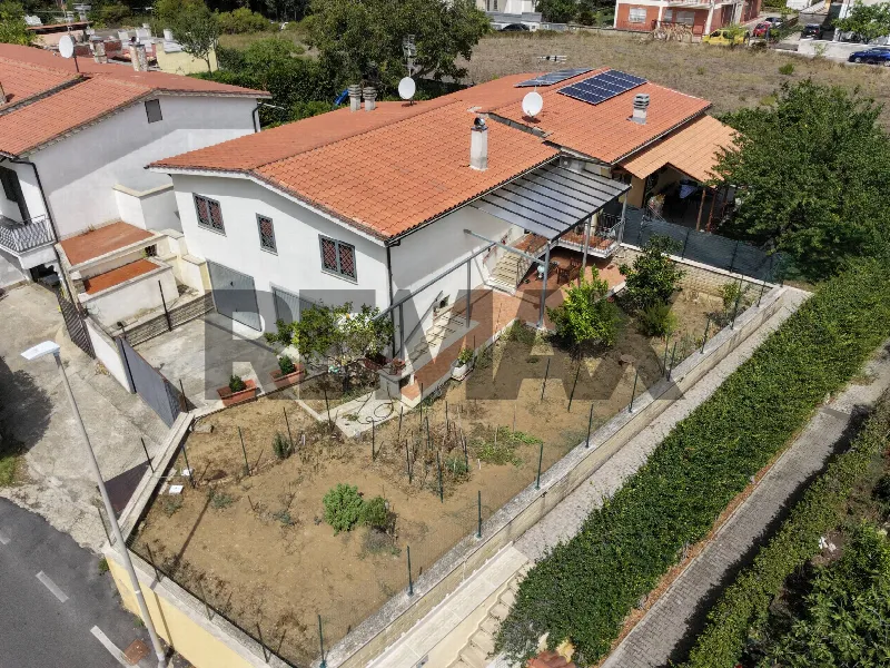 Casa Indipendente in vendita a Roma, Olgiata, Giustiniana - foto 1