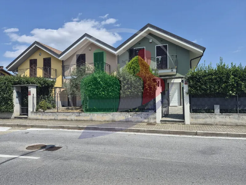 Casa Indipendente in vendita a La Loggia - foto 1