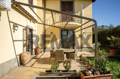 Villa in vendita a Sutri - foto 1