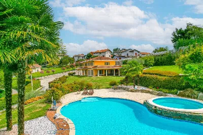 Villa in vendita a Roasio - foto 1