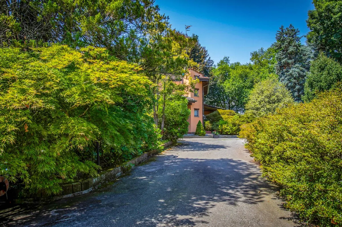Villa in vendita a Dormelletto - foto 2