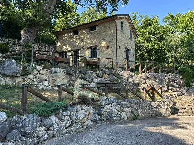 Rustico/Casale in vendita a Castel San Vin... - foto 1