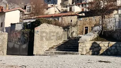 Rustico/Casale in vendita a Barrea - foto 3