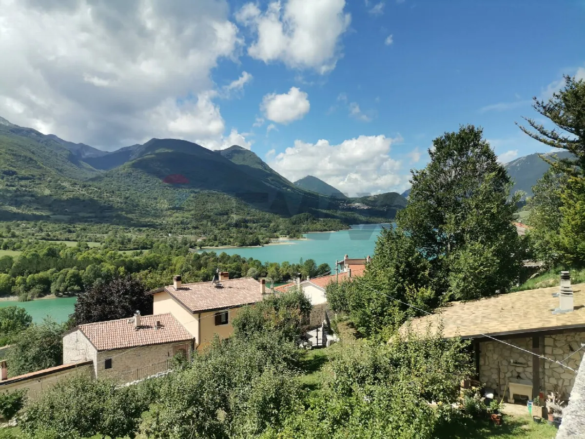 Rustico/Casale in vendita a Barrea - foto 3