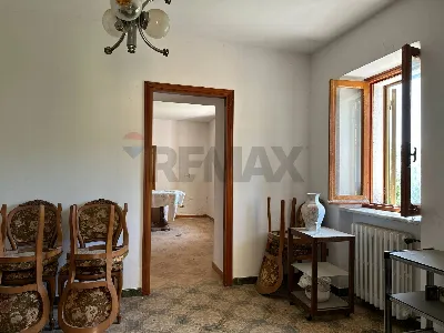 Casa Indipendente in vendita a Scapoli - foto 8