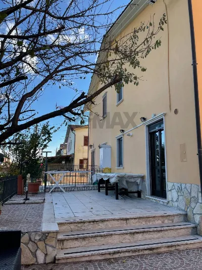Villa in vendita a Rocchetta a Volturno - foto 9
