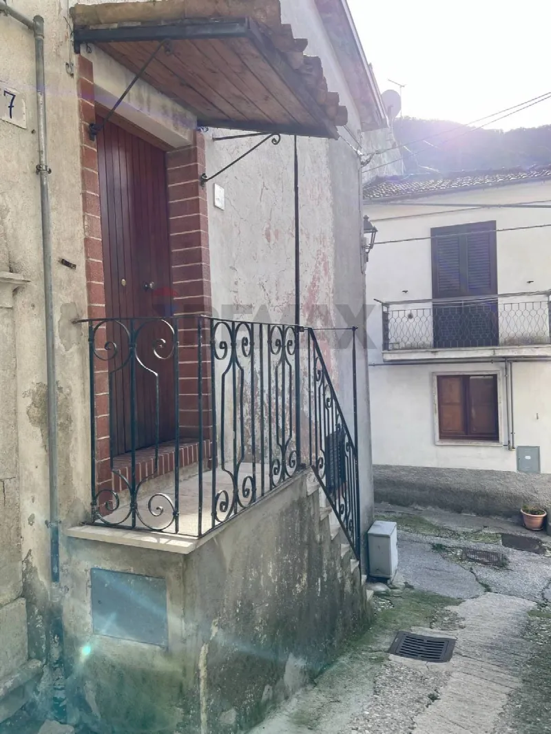 Casa Indipendente in vendita a Colli a Volturno - foto 1