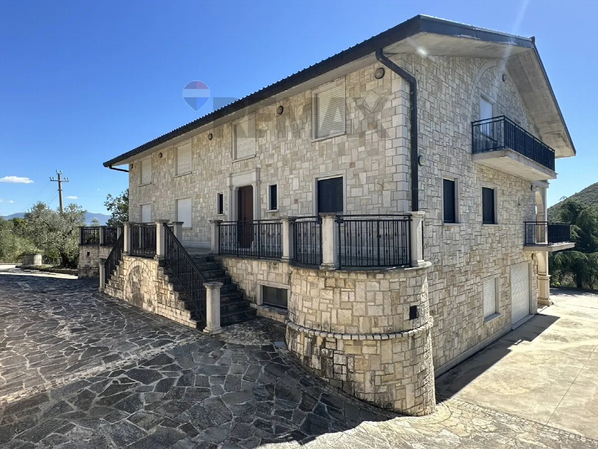 Villa in vendita a Colli a Volturno - foto 2