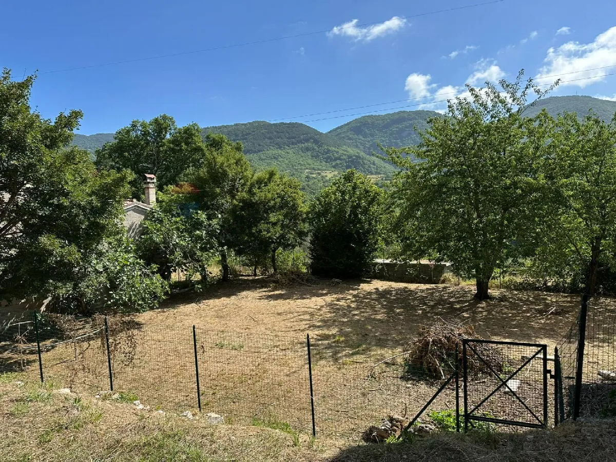 Casa Indipendente in vendita a Pizzone - foto 4