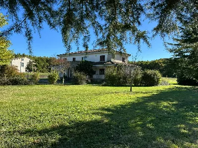 Villa a Montaquila