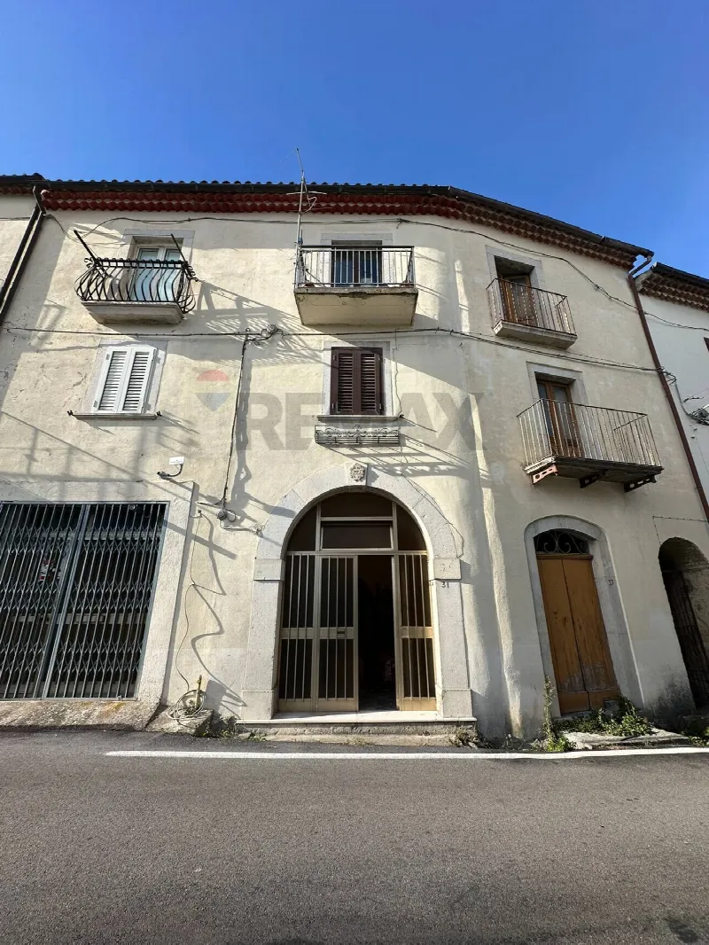 Casa Indipendente in vendita a Pizzone - foto 1