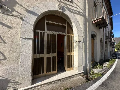 Casa Indipendente in vendita a Pizzone - foto 2