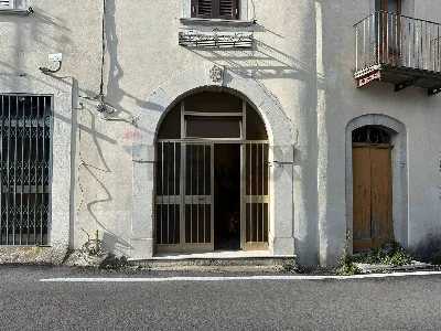 Casa Indipendente in vendita a Pizzone - foto 4