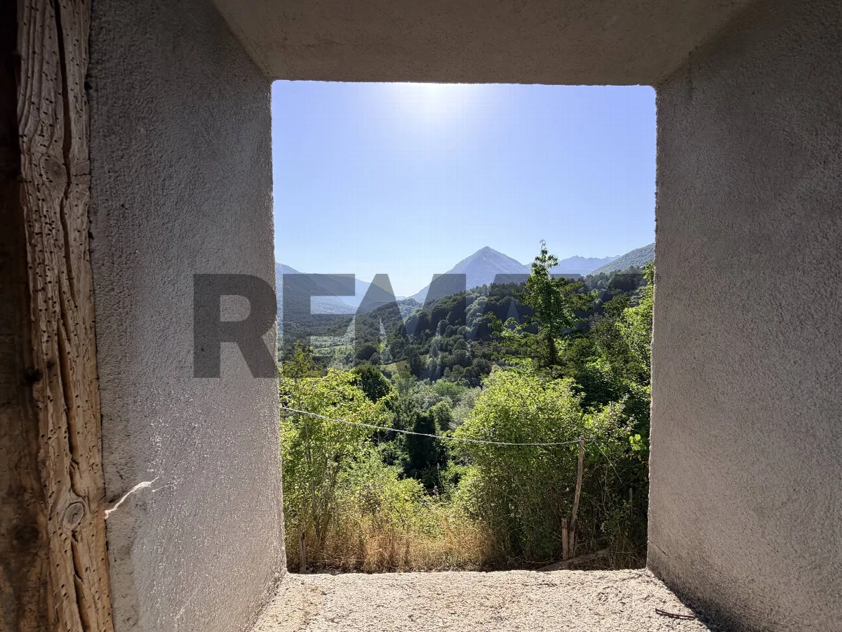 Rustico/Casale in vendita a Opi - foto 2