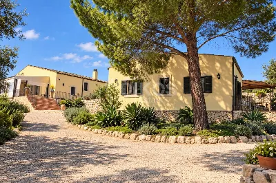 Rustico/Casale in vendita a Noto - foto 2