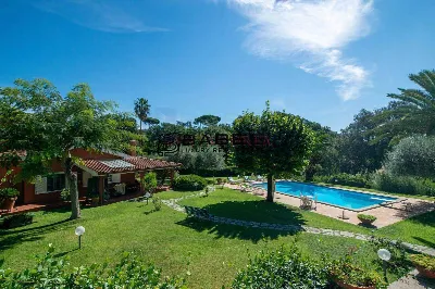 Villa in vendita a Riano - foto 1
