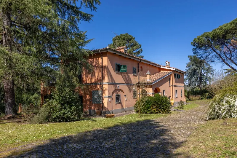 Villa in vendita a Riano - foto 1