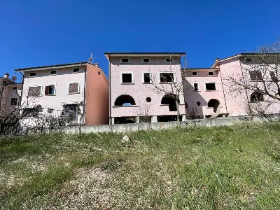 Villa in vendita a L'Aquila, Paganica, Tem... - foto 2