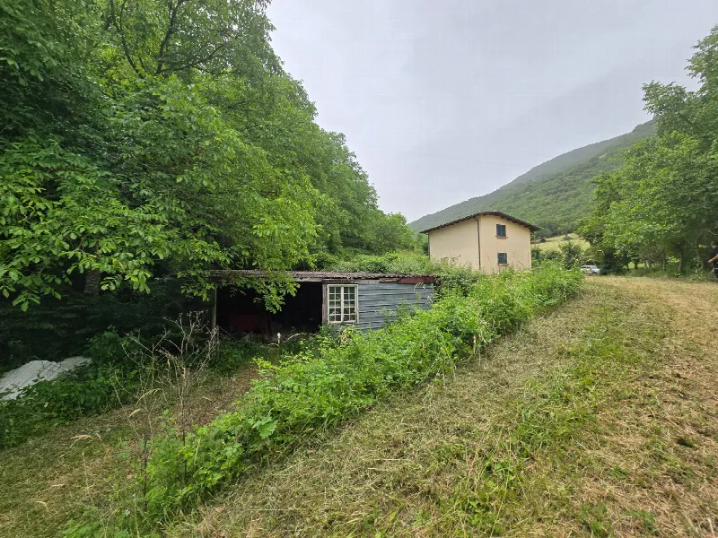 Rustico/Casale in vendita a Tornimparte - foto 3
