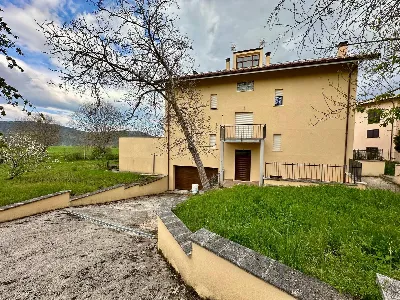Casa Indipendente in vendita a Caporciano - foto 2