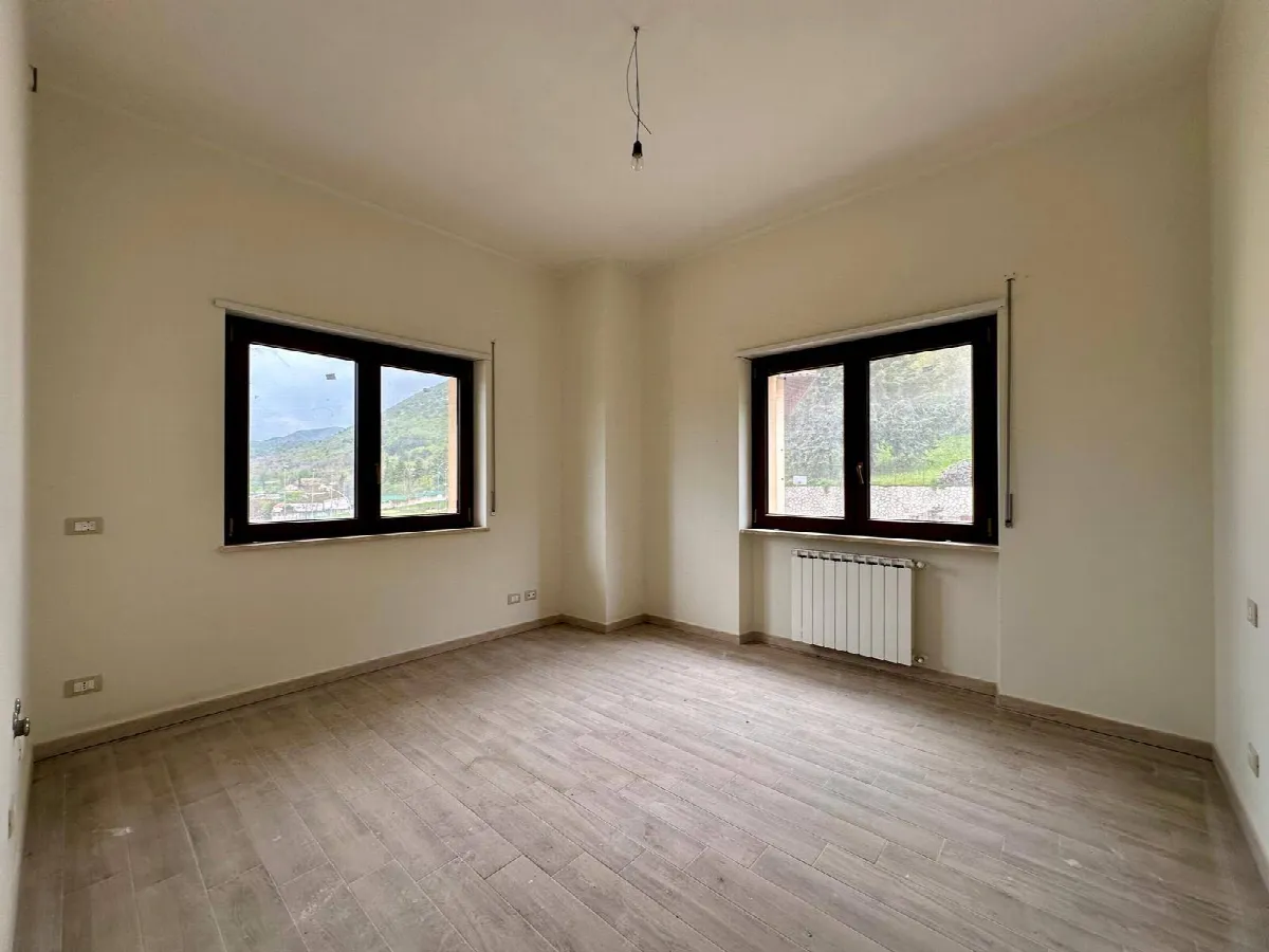 Casa Indipendente in vendita a Caporciano - foto 5