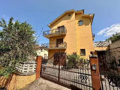 Villa in vendita a L'Aquila, Sant'elia, Ba... - foto 2
