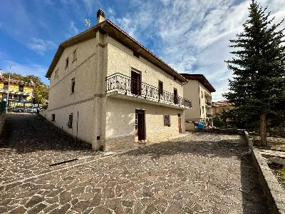 Villa in vendita a Poggio Picenze - foto 2