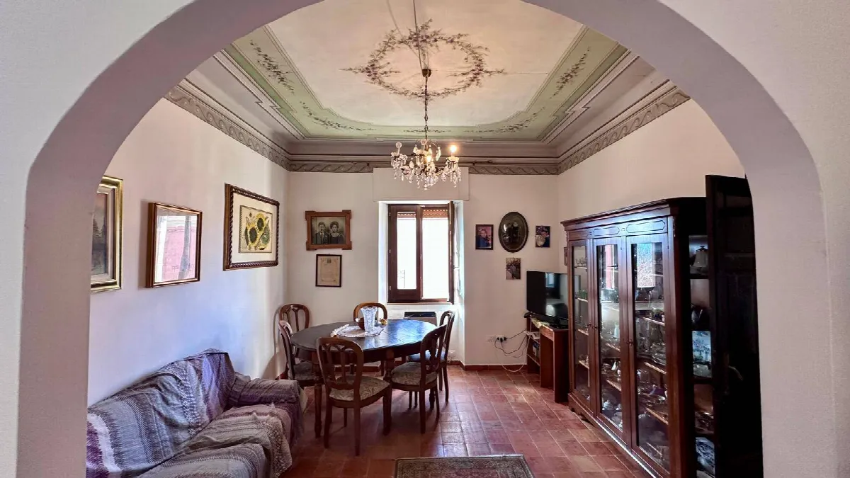 Casa Indipendente in vendita a Villa Santa Lucia degli Abruzzi - foto 2