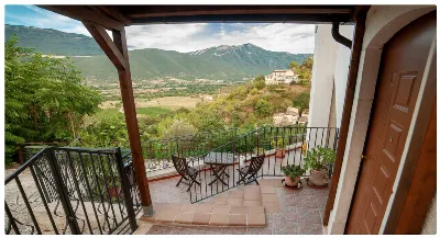 Villa in vendita a Capestrano - foto 2