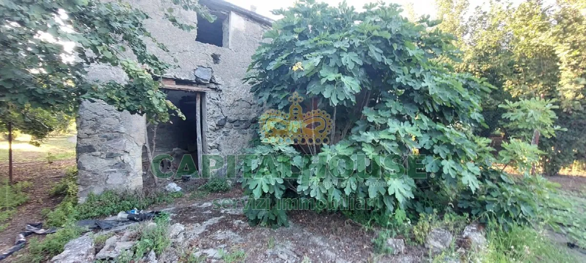 Rustico/Casale in vendita a Striano - foto 2