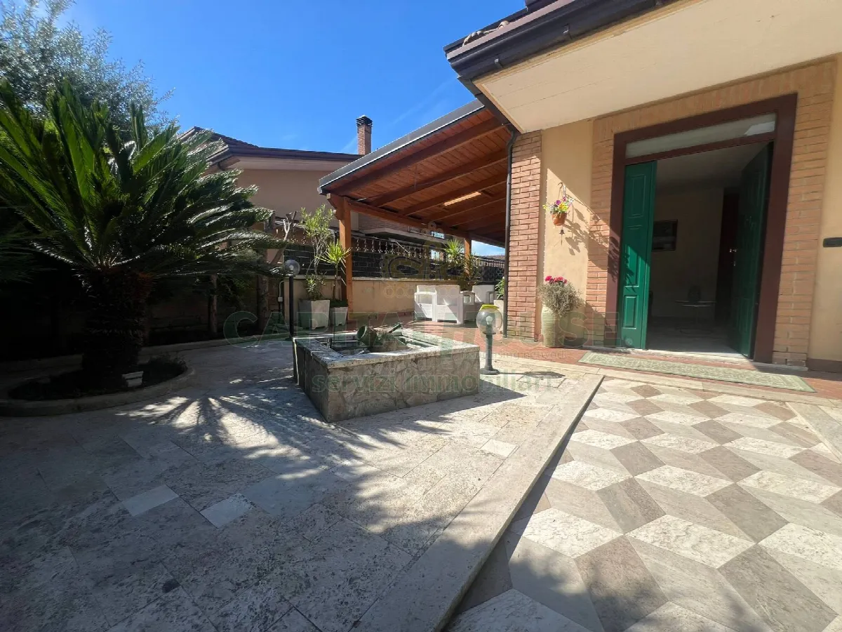 Villa in vendita a Pratola Serra - foto 3