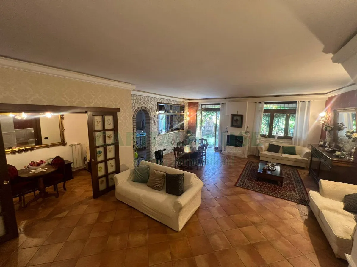 Villa in vendita a Pratola Serra - foto 4