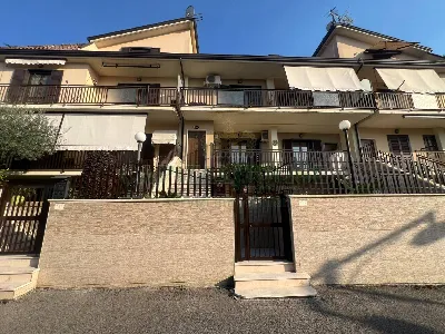 Casa Indipendente in vendita a Pratola Ser... - foto 1