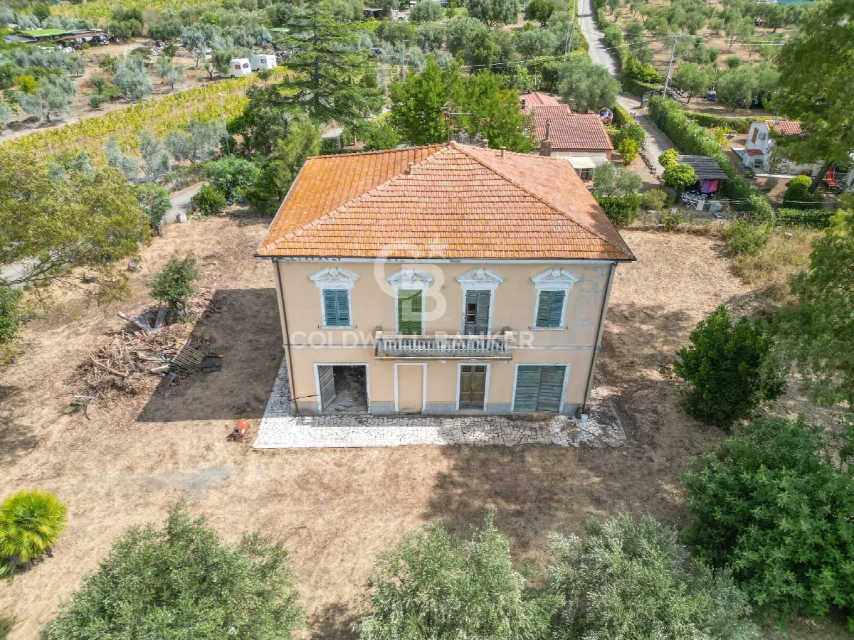 Rustico/Casale in vendita a Capoliveri - foto 2