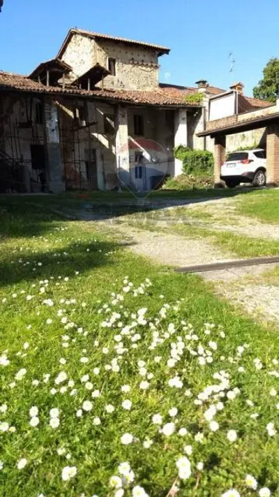 Rustico/Casale in vendita a Osnago - foto 3